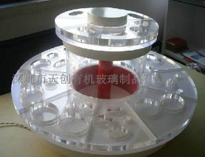 有機玻璃旋轉(zhuǎn)展示架??絡繹不絕的人群只因你